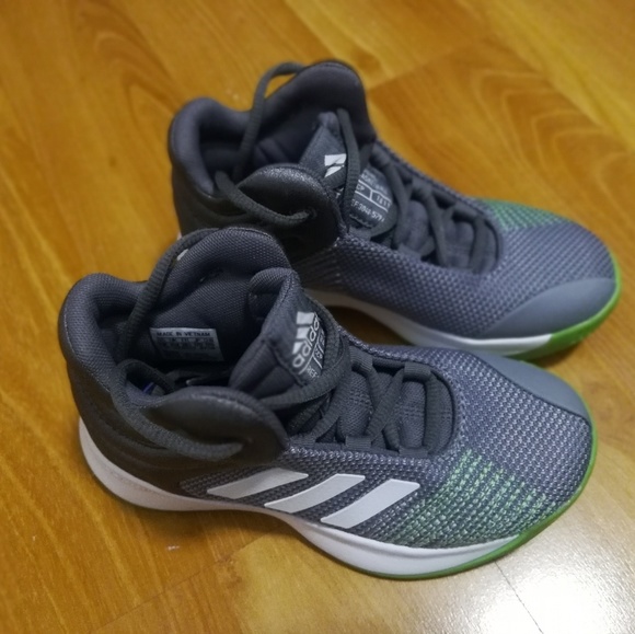 Adidas Basketball tennis shoes ๐ - Picture 1 of 6